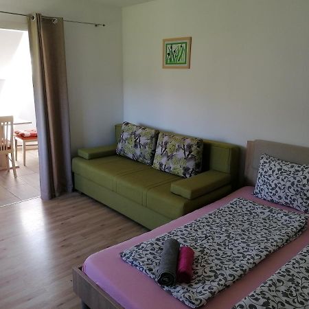 Apartment Marjetka ゴレンスカ地方 エクステリア 写真